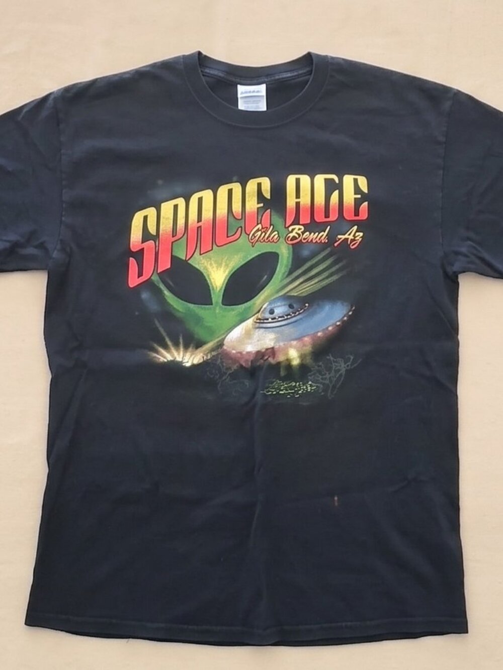 Space Age Out of This World Alien UFO Graphic T-Shirt Black Size Medium